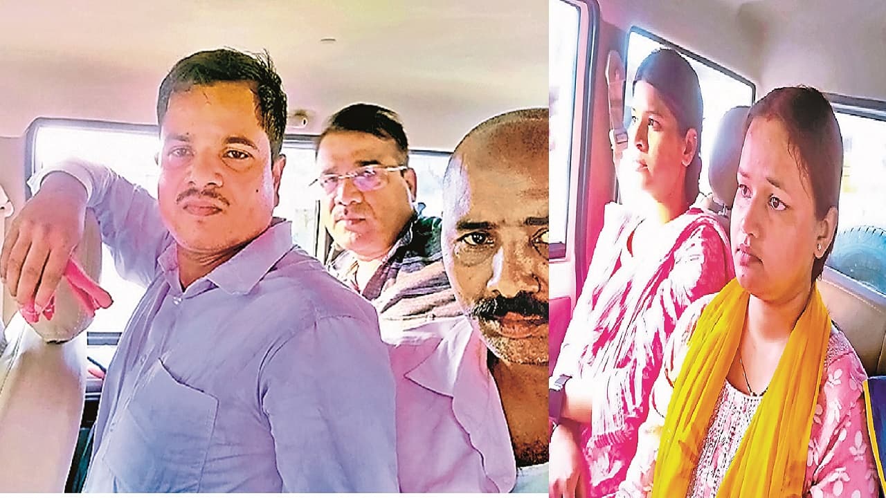 समस्तीपुर में निगरानी टीम की कार्रवाई से मचा हड़कंप, डीलर से 50 हजार रुपये घूस लेते दो एमओ गिरफ्तार समस्तीपुर में निगरानी टीम की कार्रवाई से मचा हड़कंप, डीलर से 50 हजार रुपये घूस लेते दो एमओ गिरफ्तार