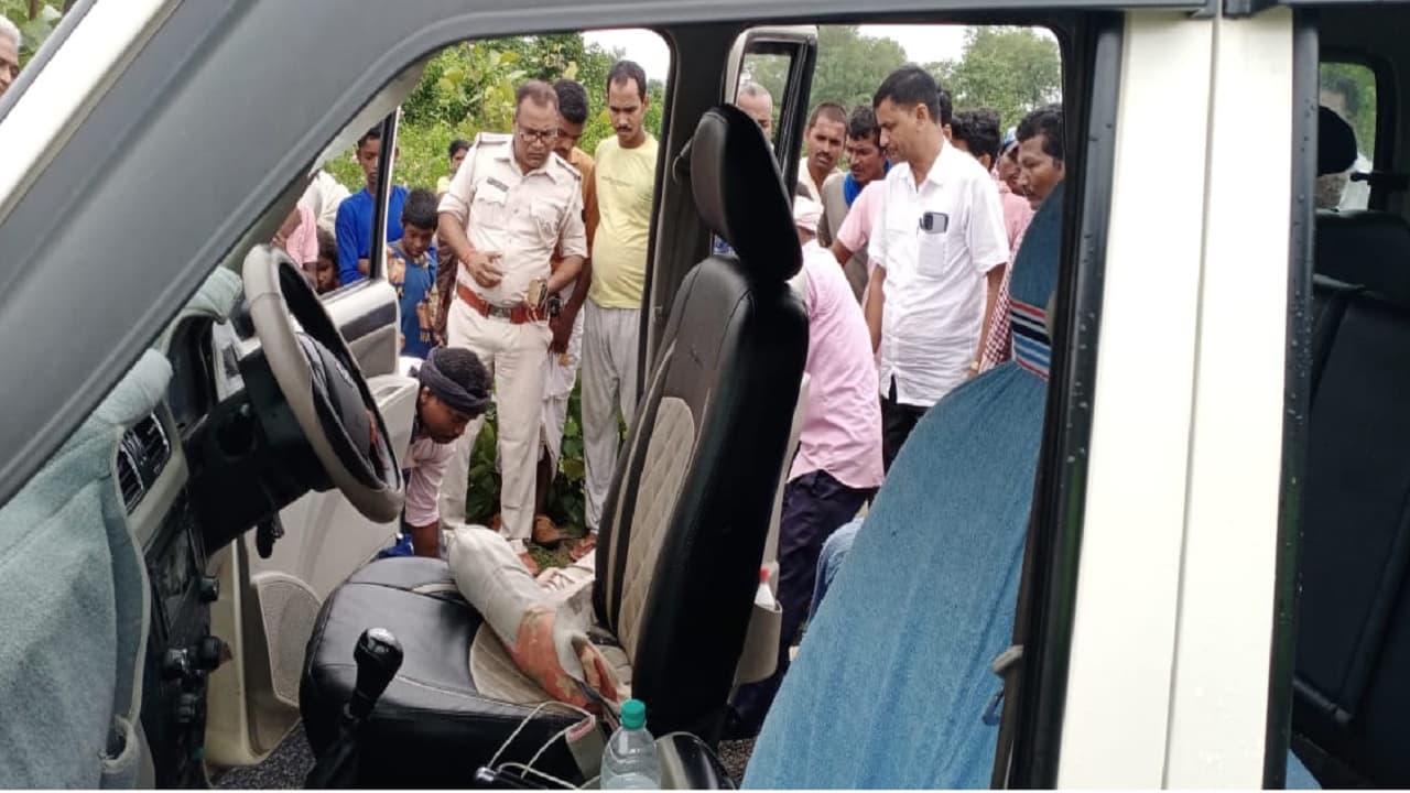 Bihar News: कोडरमा के युवक की जमुई में गोली मारकर हत्या, स्कॉर्पियो से पुलिस ने बरामद किया शव Bihar News: कोडरमा के युवक की जमुई में गोली मारकर हत्या, स्कॉर्पियो से पुलिस ने बरामद किया शव