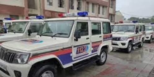 ममता बनर्जी की ‘चोट’ पर EC की कार्रवाई, Tweeples पूछ रहे- सड़क किनारे खड़े ‘पोल’ पर एक्शन कब?