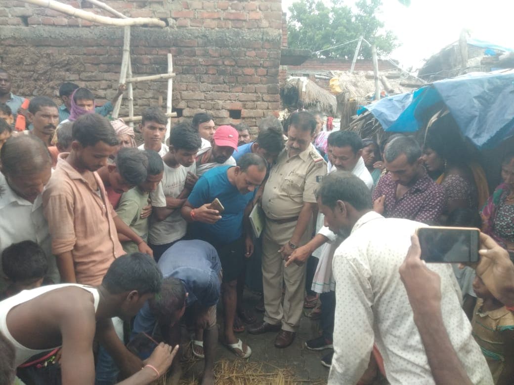 Bihar News  जहानाबाद में मिट्टी की दीवाल गिरने से दो बच्ची की मौत और दो जख्मी