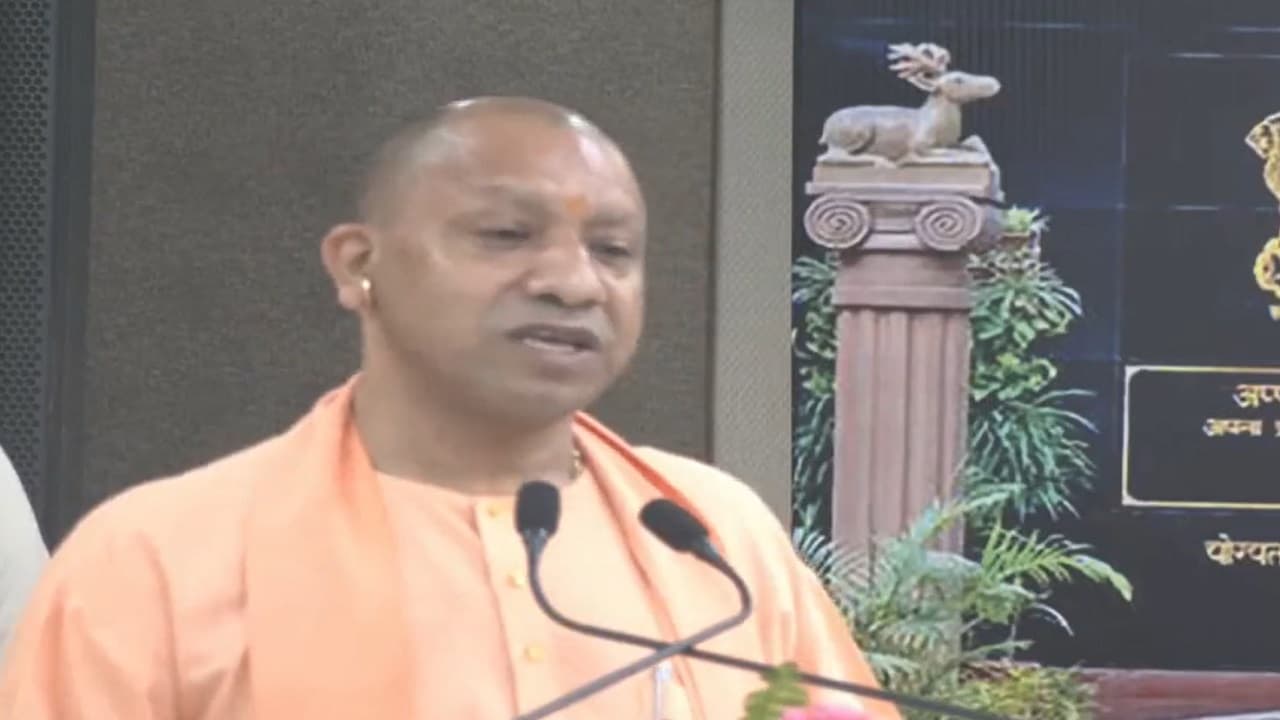 UP में कानून सबके लिए बराबर, किसी भी जिले में कोई दंगा-अराजकता नहीं, 24वें राष्ट्रीय सम्मेलन में बोले CM योगी
