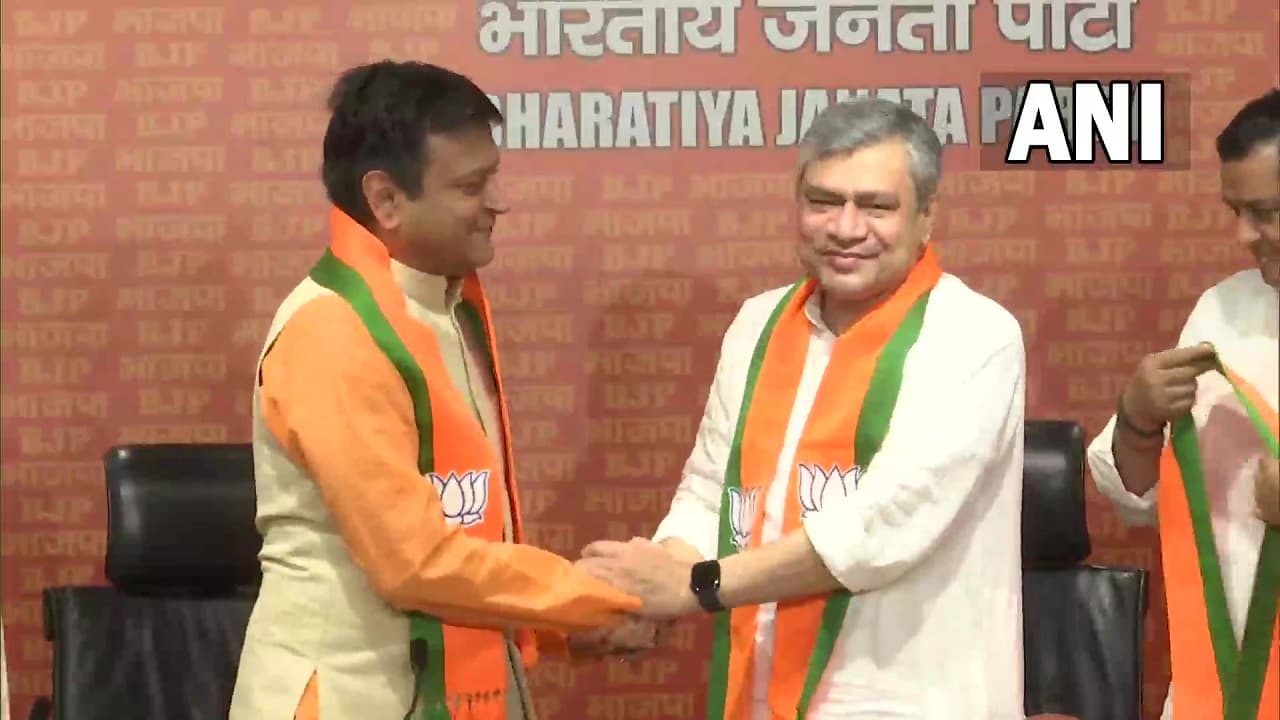 Bihar Politics: नीतीश कुमार के करीबी रहे जदयू नेता अजय आलोक ने थामा भाजपा का हाथ, जानें क्यों हैं फेमस