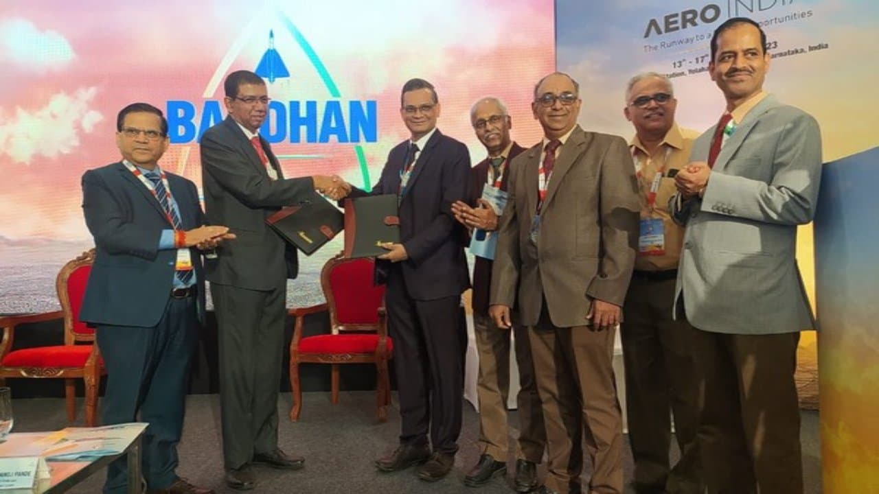 Aero India 2023 : बीईएमएल ने मिसाइल विकास के लिए भारत इलेक्ट्रॉनिक्स के साथ किया समझौता