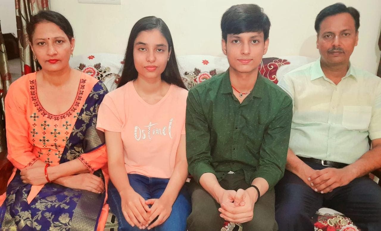 UP पॉलिटेक्निक एंट्रेंस टॉपर बनीं अलीगढ़ की रिया मगर नहीं लेंगी एडमिशन, जानें क्या है कारण?