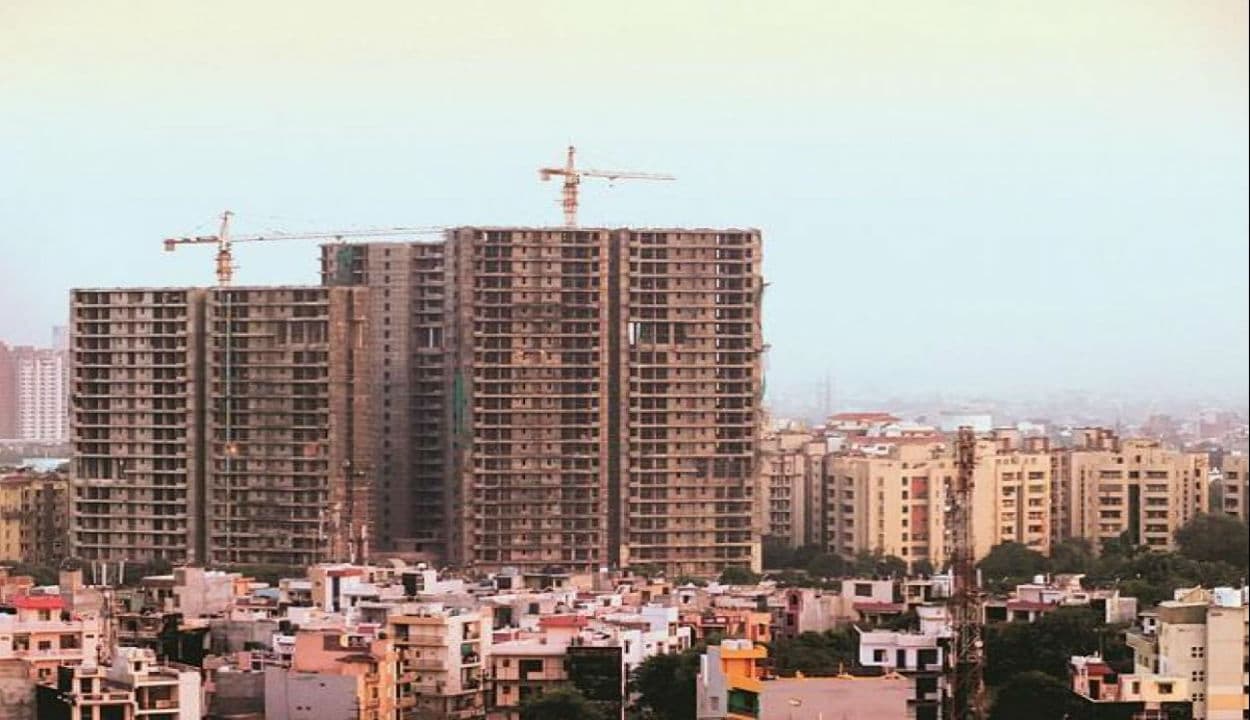 आम्रपाली-यूनिटेक के हाउसिंग प्रोजेक्ट में फ्लैट बुक कराने 14 हजार लोगों के जल्द होंगे सपने पूरे, अटकी परियोजना ऐसे होगी पूरी…