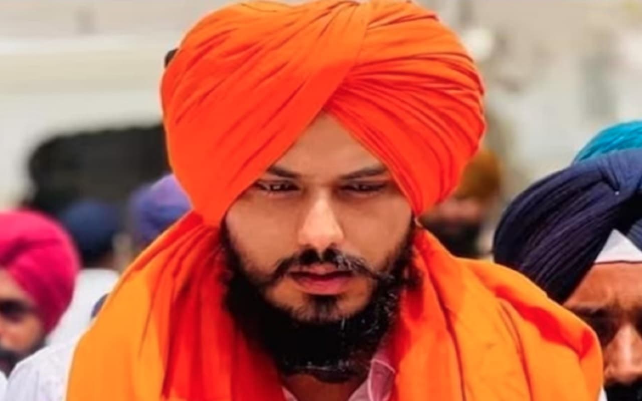 अमृतपाल सिंह ने पंजाब पुलिस को फिर दिया चकमा, घेराबंदी तोड़कर फरार हुआ खालिस्तानी समर्थक