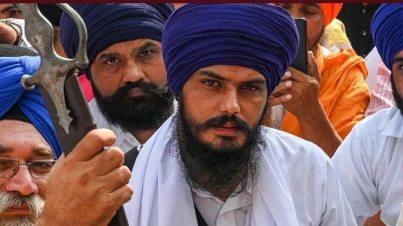 अमृतपाल सिंह के पिता तरसेम सिंह का बड़ा बयान, कहा- बेटे के साथ थे 5-6 लोग, इससे फौज नहीं बनती