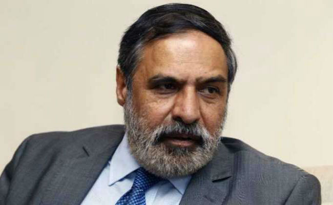 कांग्रेस ने सरकार पर लगाया अर्थव्यवस्था को नष्ट करने का आरोप, मनरेगा श्रमिकों की मजदूरी 500 रुपये करने की मांग