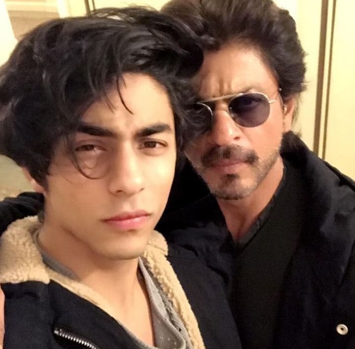 Aryan Khan Arrested: कोर्ट ने आर्यन खान व दो अन्य को चार तारीख तक एनसीबी की कस्टडी में भेजा Aryan Khan Arrested: कोर्ट ने आर्यन खान व दो अन्य को चार तारीख तक एनसीबी की कस्टडी में भेजा