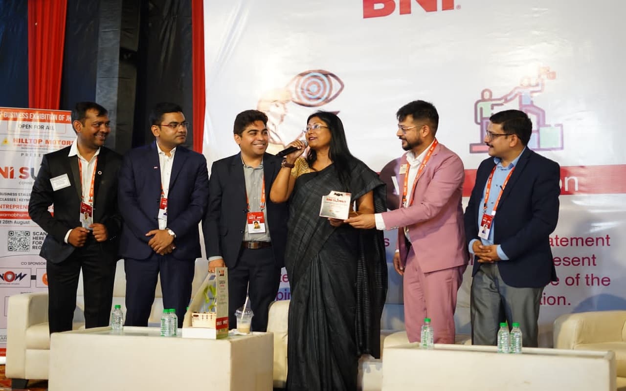 महुआ माजी ने किया BNI Summit का उद्घाटन, एक छत के नीचे 3000 से अधिक उद्यमियों से जुड़ने का मौका महुआ माजी ने किया BNI Summit का उद्घाटन, एक छत के नीचे 3000 से अधिक उद्यमियों से जुड़ने का मौका