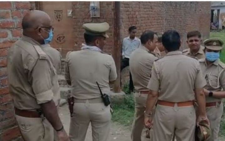 बरेली के बंद कारखाने में मिला युवक का शव, परिवार ने जताई हत्या की आशंका, जांच में जुटी पुलिस