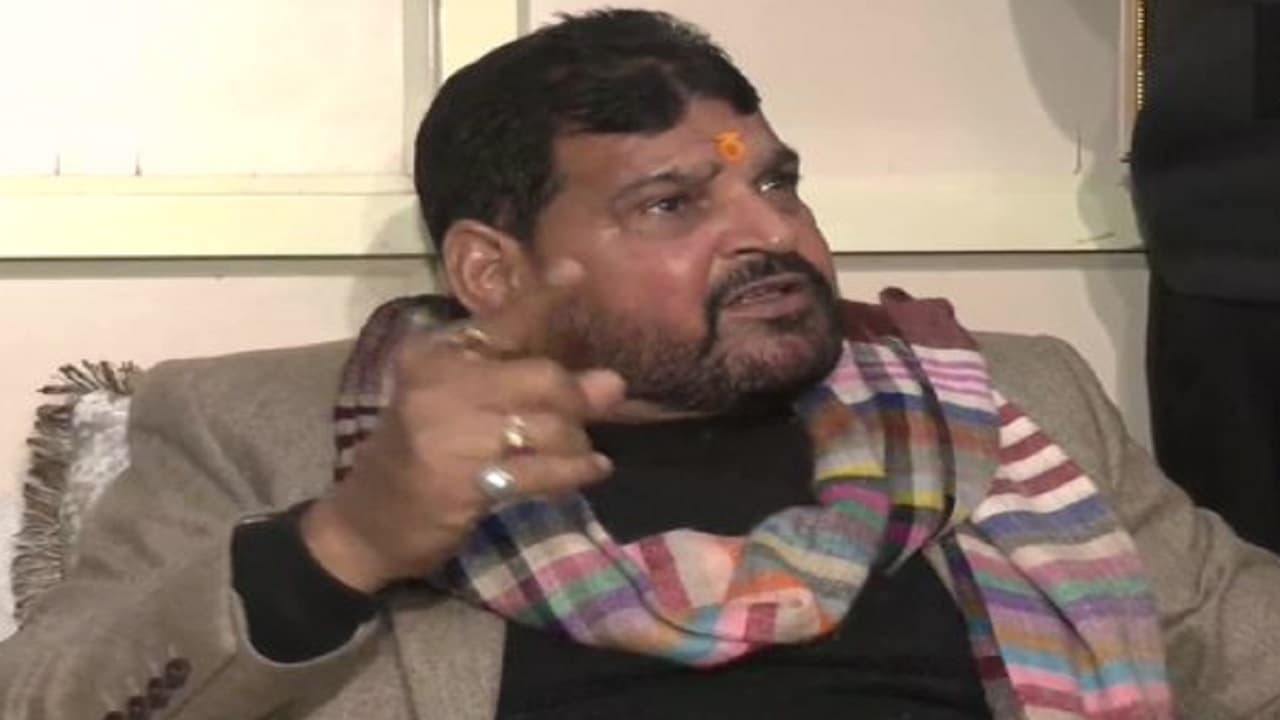 Wrestlers Protest: कांग्रेस ने PM मोदी से मांगा जवाब, कहा- कुश्ती महासंघ को भंग करे सरकार