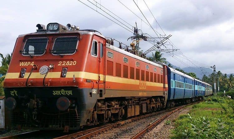 Bharat Darshan Train: 10 रात 11 दिन के सफर पर निकली भारत दर्शन ट्रेन, 95% सीट फुल, पहला पड़ाव उदयपुर