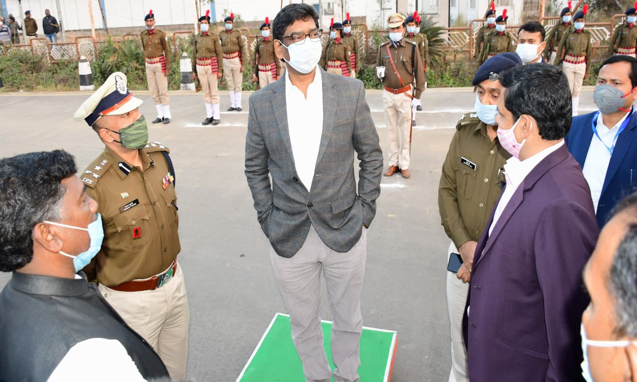 Bokaro news : पंचायत चुनाव पर सरकार राज्यहित में सोच- समझ कर लेगी फैसला : हेमंत सोरेन Bokaro news : पंचायत चुनाव पर सरकार राज्यहित में सोच- समझ कर लेगी फैसला : हेमंत सोरेन