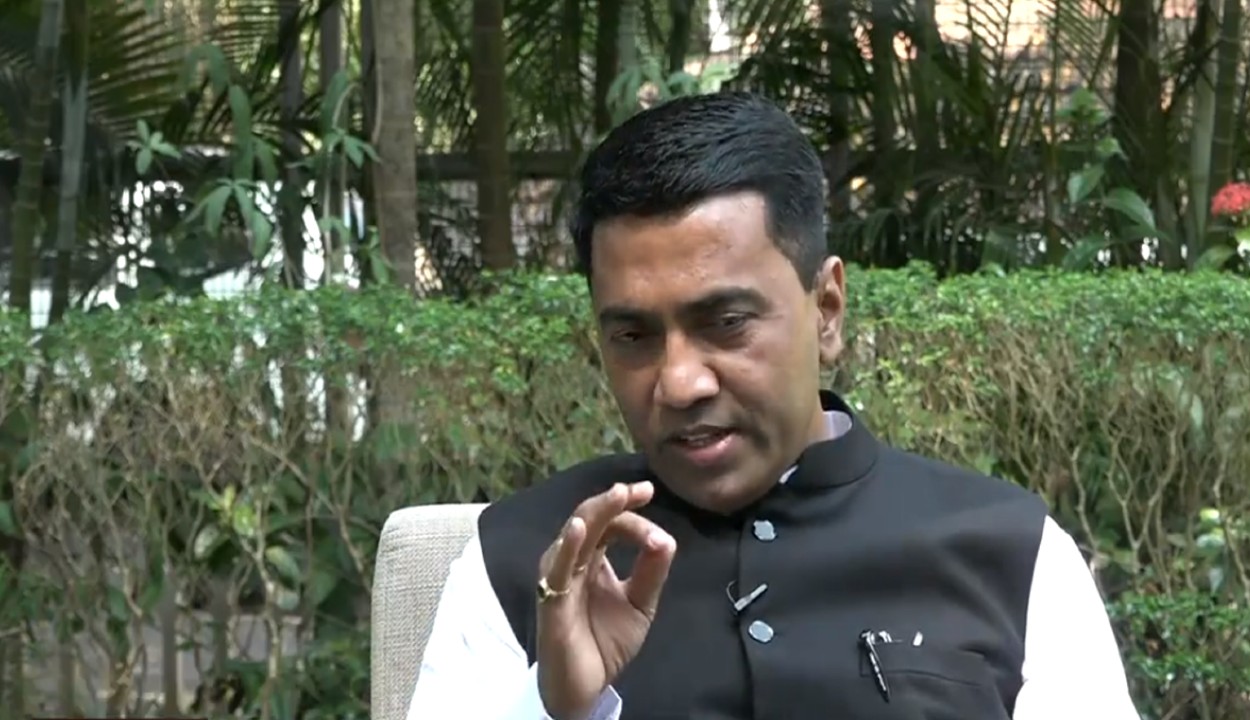 सीएम प्रमोद सावंत की सफाई : ‘गोवा में मैं पर्रिकर की विरासत को नहीं कर रहा खत्म, अफवाह फैला रहे हैं लोग’