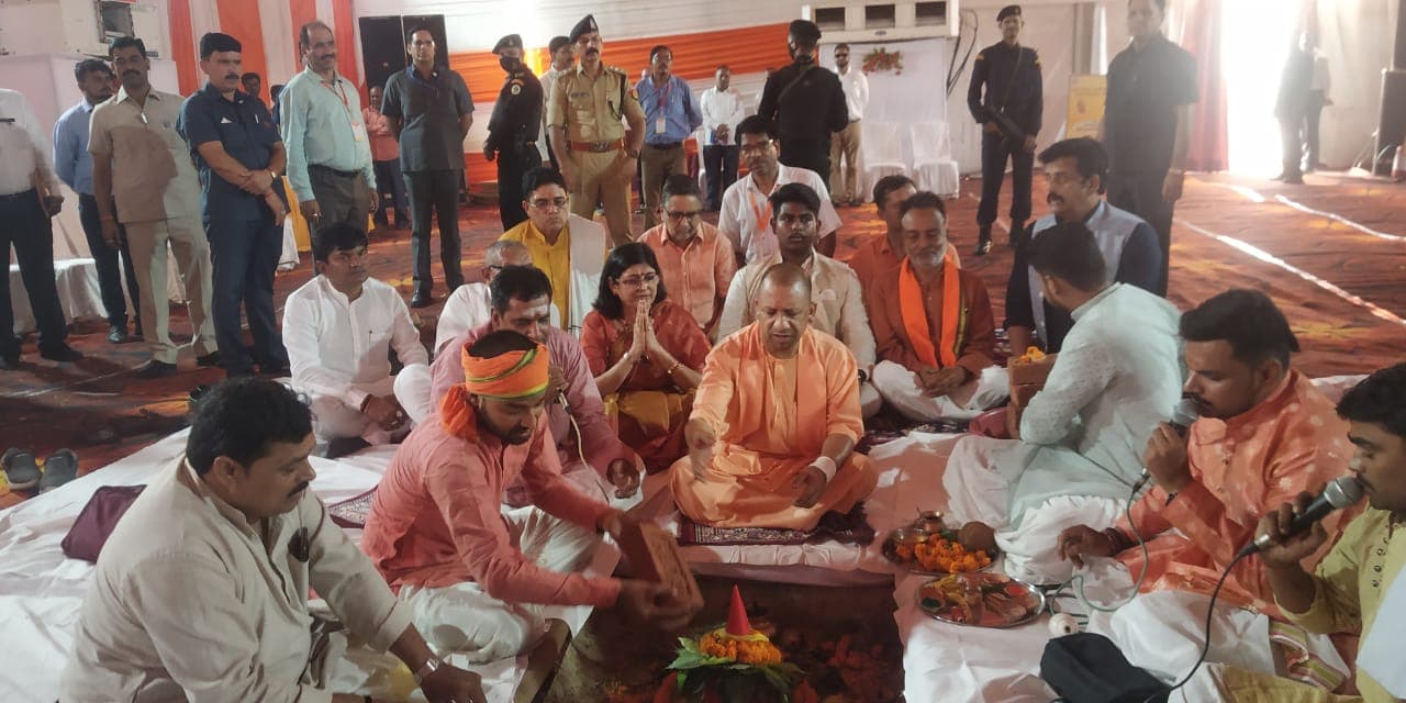 सीएम योगी आदित्यनाथ दो दिवसीय दौरे पर गोरखपुर पहुंचे, उच्च शिक्षा के लिए बड़ी सौगात