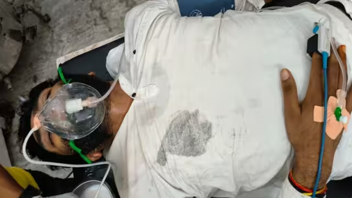 मुरादाबाद में BJP नेता ने फेसबुक पर लाइव आकर खाया जहर, कहा- दुष्कर्म के कलंक के साथ नहीं जी सकता