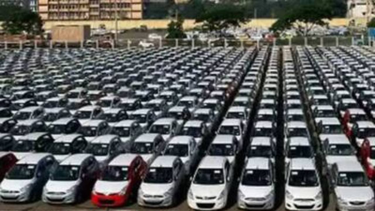 भारत में पैसेंजर व्हीकल्स की बढ़ रही डिमांड, अगस्त में थोक बिक्री में नौ फीसदी की बढ़ोतरी दर्ज