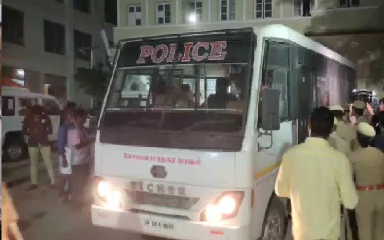 Coimbatore Car Blast Case: 15 दिन की न्यायिक हिरासत में भेजे गये सभी 5 आरोपी, जानें क्या है मामला