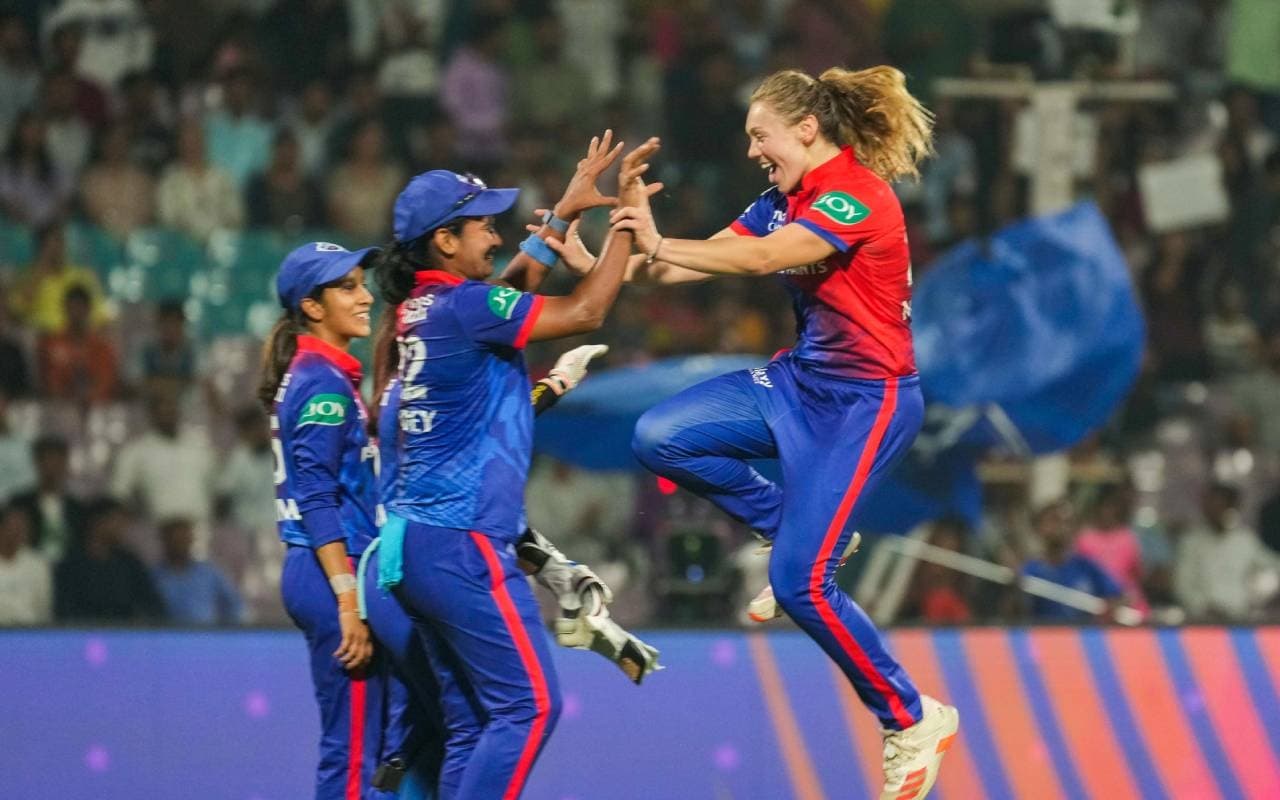 WPL 2023: दिल्ली कैपिटल्स ने किया फाइनल का टिकट पक्का, लीग स्टेज खत्म होने के बाद जानें Points Table का हाल