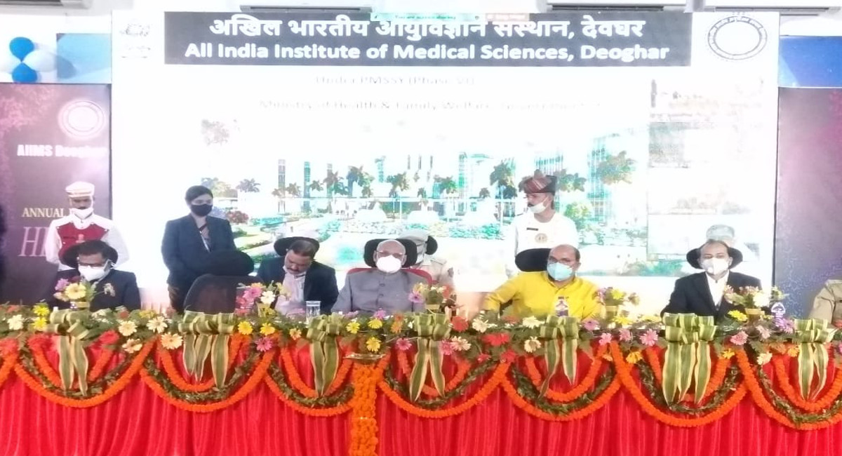 देवघर एम्स के समारोह में राज्यपाल रमेश बैस बोले- डॉक्टर्स में पेसेंस जरूरी, बिना इसके नहीं हो सकते सफल