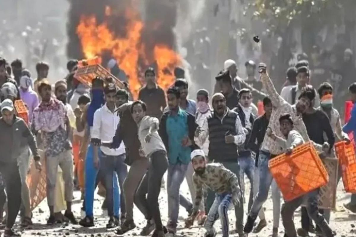 बंगाल में पंचायत चुनाव कल, हिंसा का खूनी खेल जारी, दिनहाटा में तीन भाजपा कार्यकर्ताओं को लगी गोली