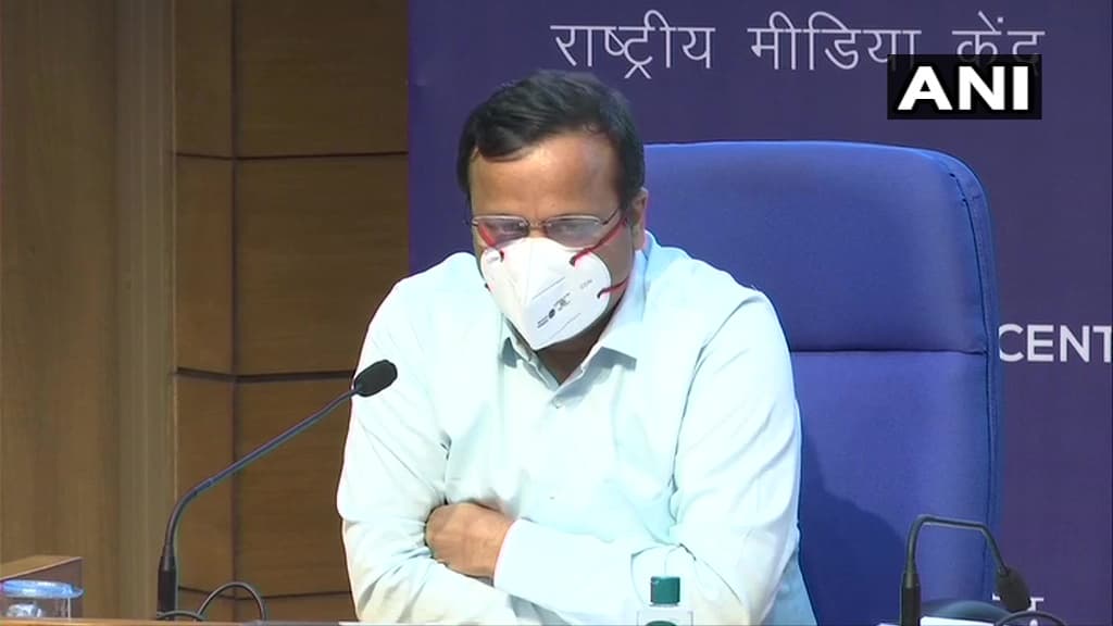 अब एक राज्य से दूसरे राज्य जाने के लिए कोरोना टेस्ट जरूरी नहीं, स्वास्थ्य मंत्रालय की नयी गाइडलाइन, पाॅजिटिविटी रेट का ये है हाल…