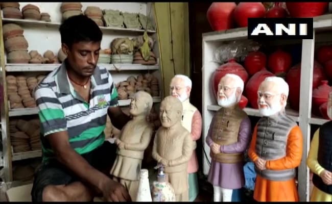 मोदी गुल्लक बनाकर चर्चा में आए बिहार के मूर्तिकार, बच्चों के बीच देना चाहते हैं पीएम के कार्यों का संदेश