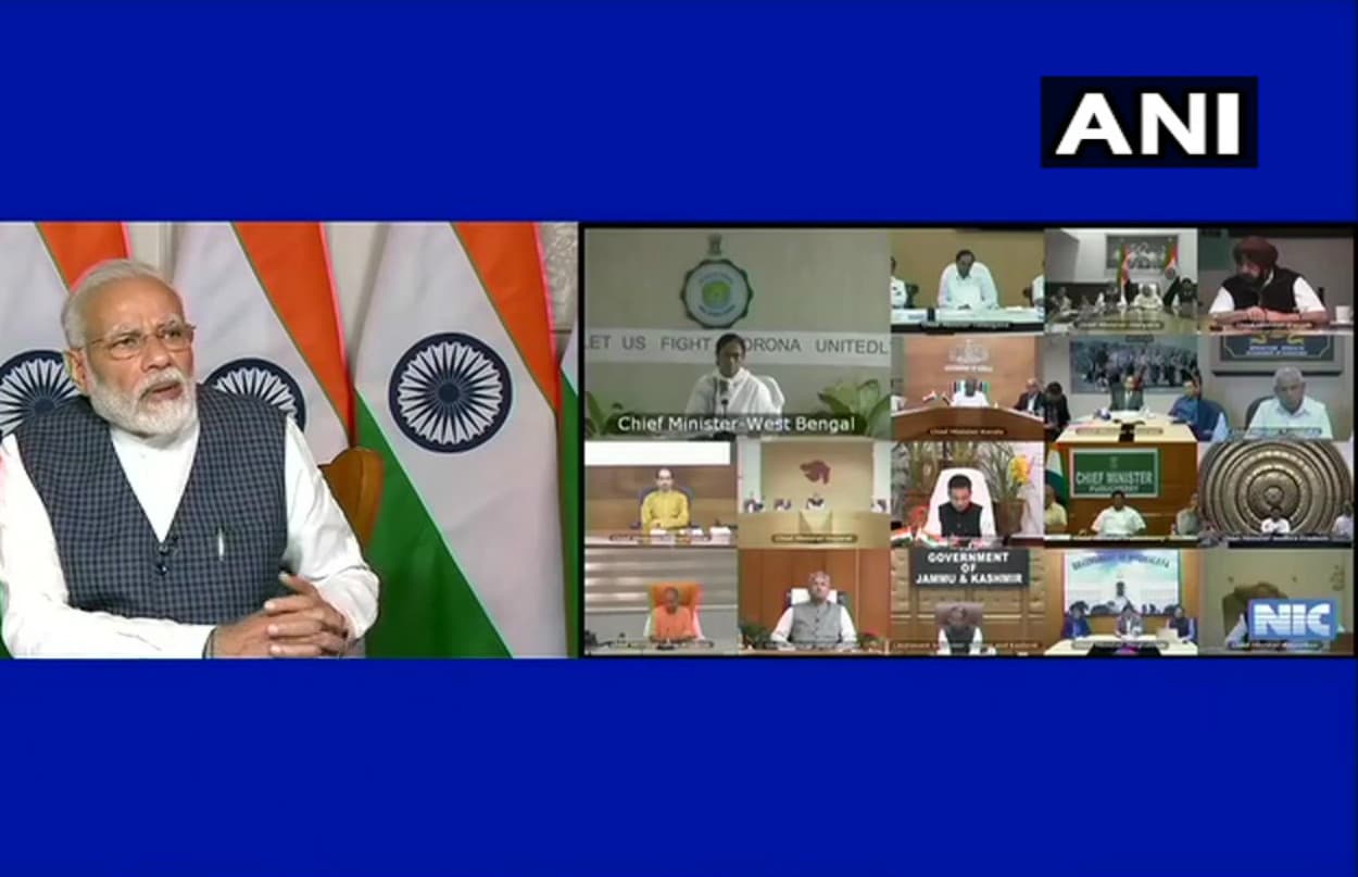PM नरेंद्र मोदी ने कोरोना वायरस को फैलने से रोकने के तरीकों पर मुख्यमंत्रियों के साथ की चर्चा