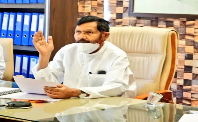 कोरेंटिन सेंटरों में भोजन की गुणवत्ता को लेकर आ रही शिकायतें दुखद, इसे गंभीरता से लें राज्य सरकार- रामविलास पासवान