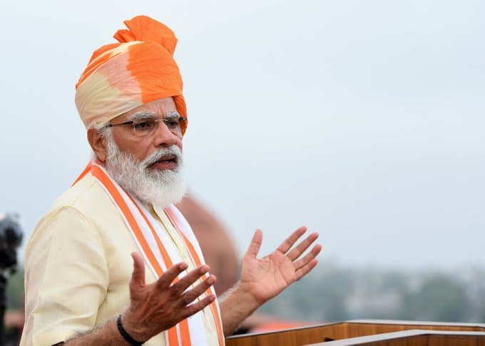 Dhoni Retired : सिर्फ पीएम मोदी के लिए महेंद्र सिंह धौनी ने छह महीने बाद किया यह काम !