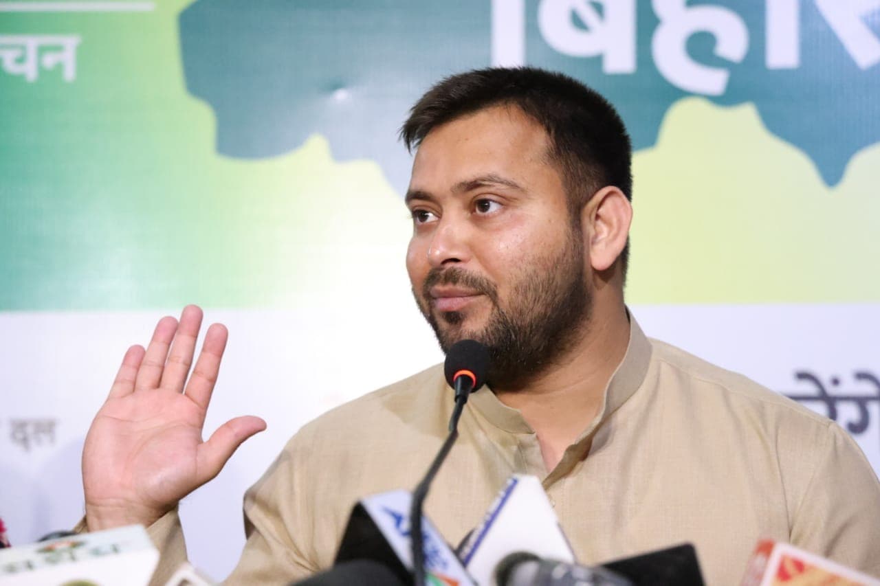 बिहार में 95 फीसदी युवतियां बेरोजगार, सीएमआइइ रिपोर्ट पर तेजस्वी बोले- आधे से अधिक स्नातक को नौकरी नहीं
