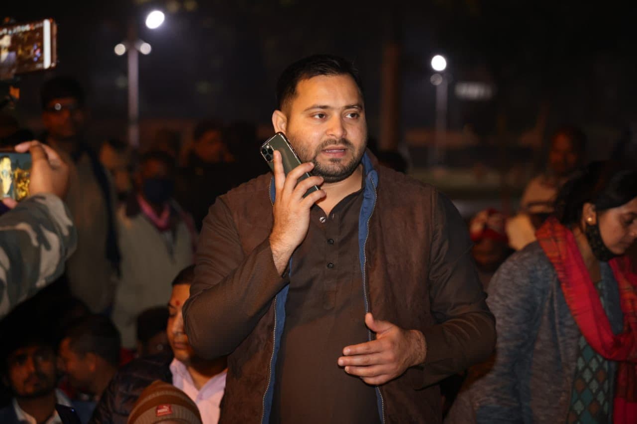 Bihar Politics: ‘मैं तेजस्वी यादव बोल रहा हूं DM साहब’ , Video वायरल, JDU-BJP का पलटवार