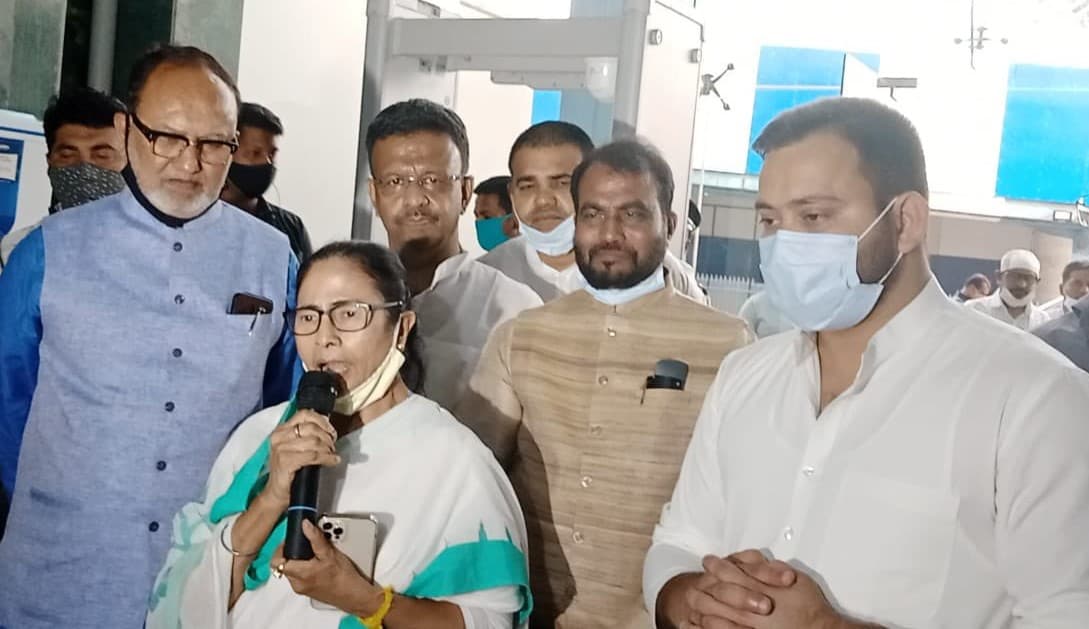 का करके मानेंगे RJD नेता तेजस्वी यादव… बिहार में दोस्ती और पश्चिम बंगाल में कांग्रेस से दुश्मनी क्यों?