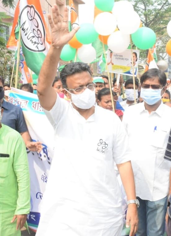 ममता के ऑडियो के बाद अब TMC नेता फिरहाद हकीम का वीडियो वायरल, सेंट्रल फोर्स और बीजेपी के बारे में कह रहे गंदी बात