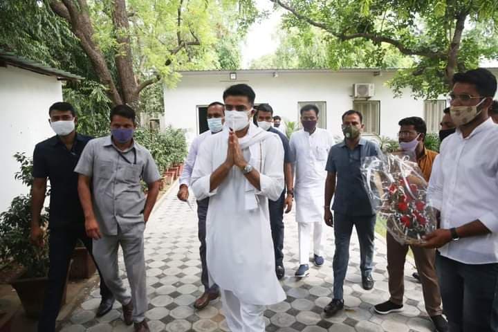 जिन्होंने संघर्ष किया उन्हें मिले मौका, सोनिया गांधी से मिले सचिन पायलट, कैबिनेट विस्तार पर कही ये बात