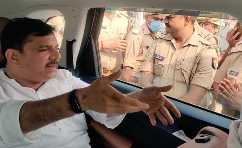 AAP नेता संजय सिंह की गिरफ्तारी मामले में सुप्रीम कोर्ट ने केंद्र और ED से मांगा जवाब