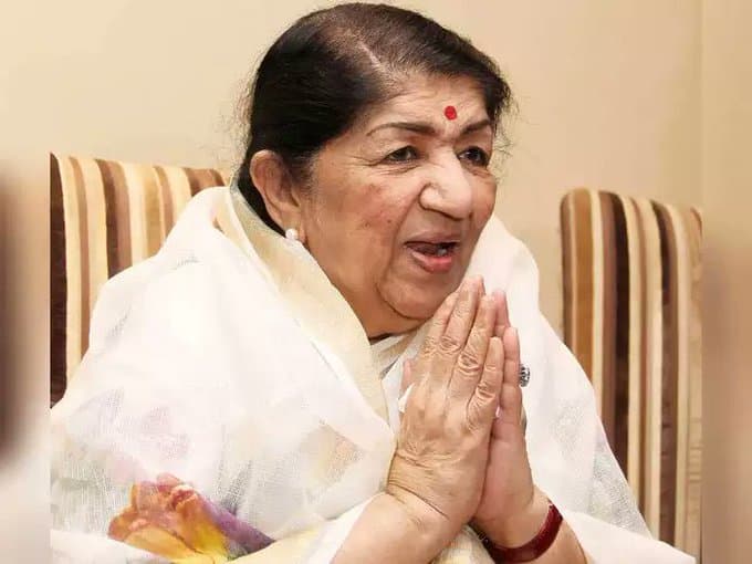 लता मंगेशकर के निधन पर विराट कोहली, वीवीएस लक्ष्मण सहित क्रिकेट जगत ने जताया शोक