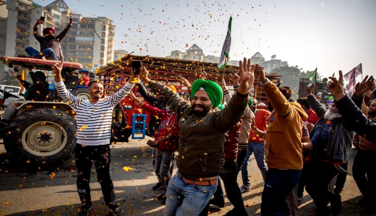 किसान आंदोलन: फतेह मार्च निकालकर 378 दिन बाद घर लौटेंगे किसान,1100 किलो के लड्डू से राकेश टिकैत का होगा सम्मान