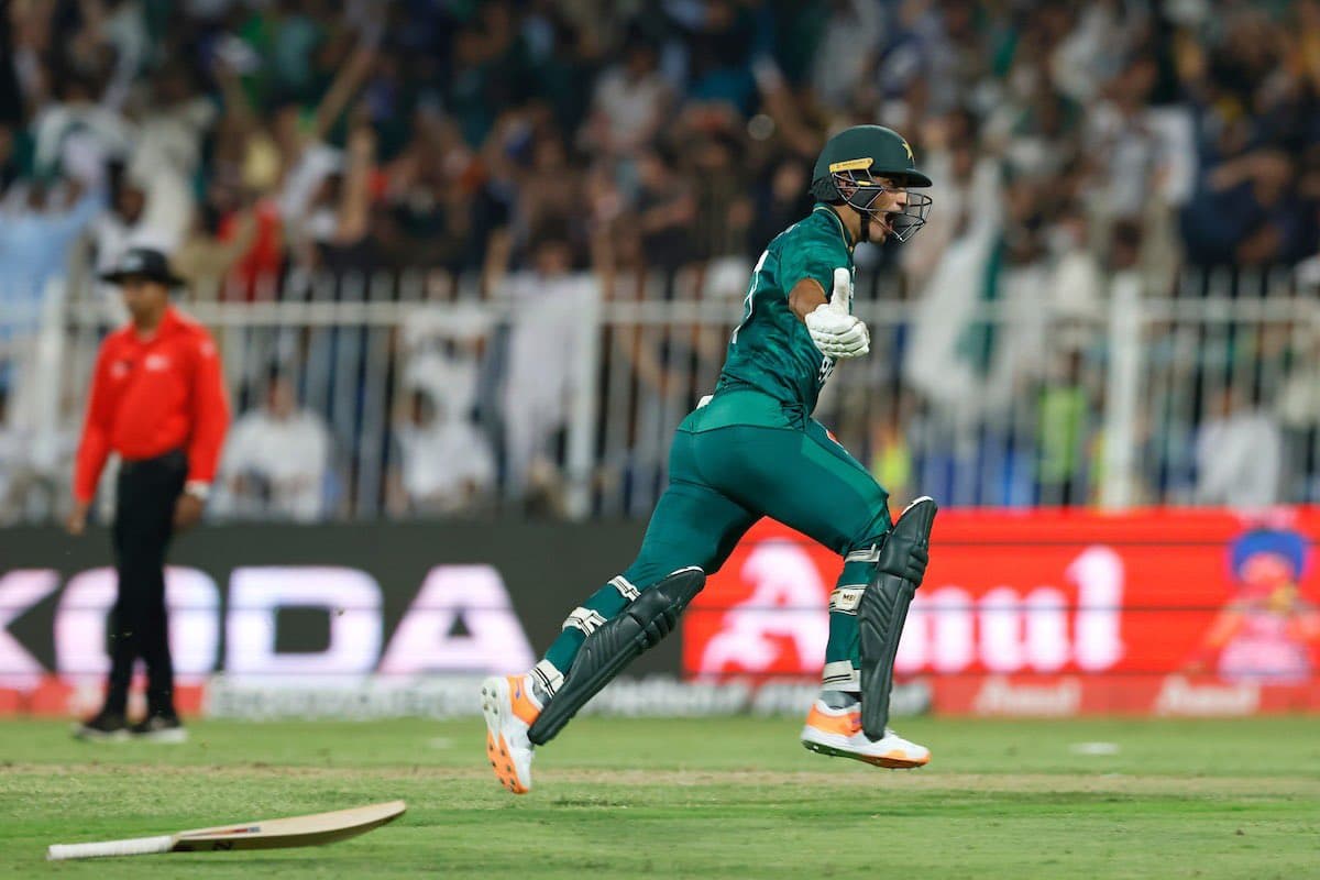 Asia Cup 2022: नसीम खान ने बताया अंतिम ओवर में कैसे जड़े दो छक्के, जानें किसे दिया श्रेय