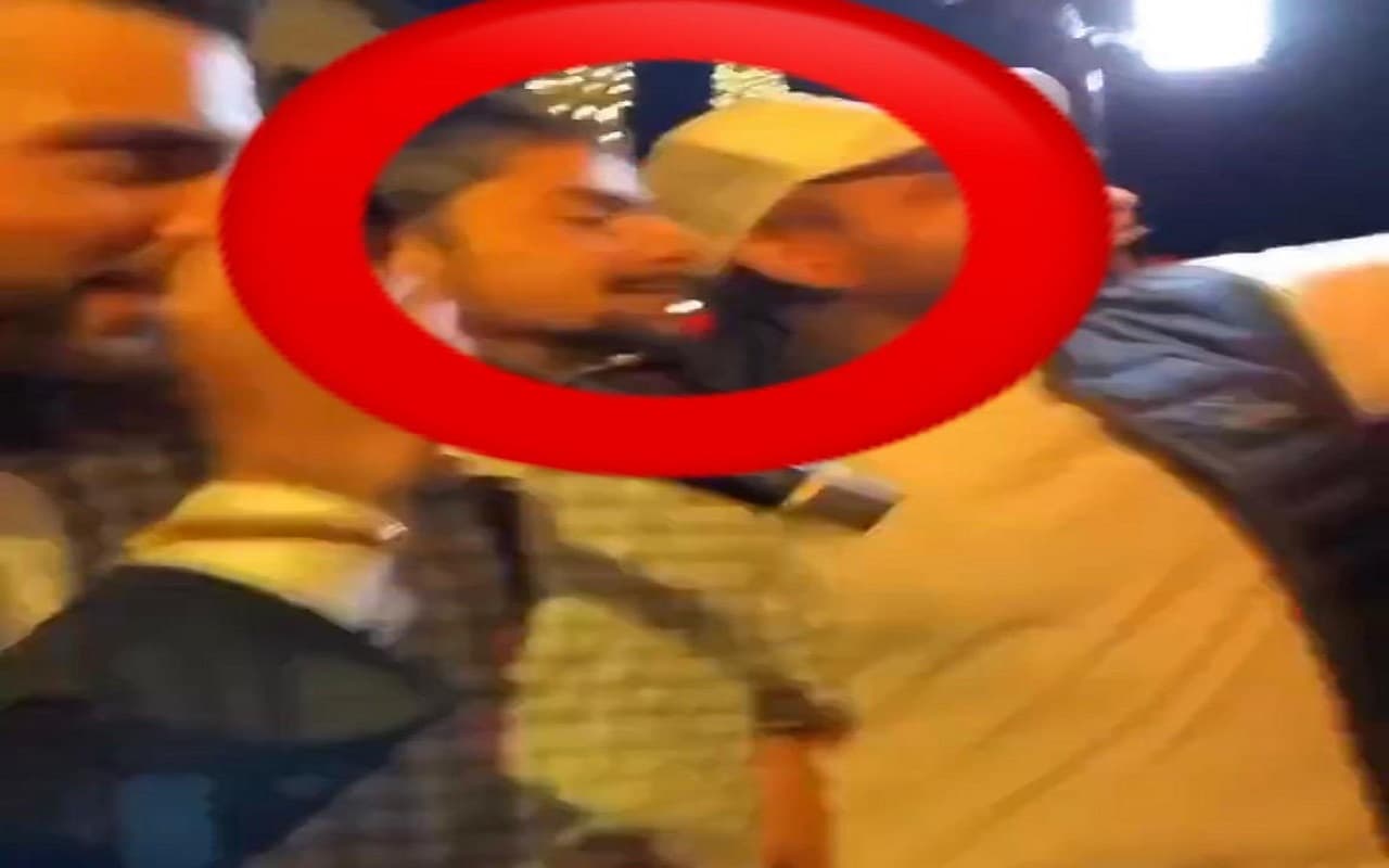 Video: सिद्धू मूसेवाला हत्याकांड का आरोपी ‘अनमोल बिश्नोई’ USA में पंजाबी गायकों के साथ पार्टी करते नजर आया