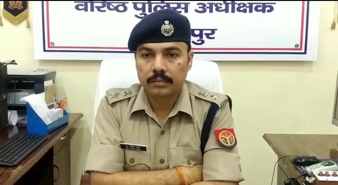 खाकी पर दाग: दरोगा से कोल्ड ड्रिंक के रुपये मांगने पर कैंटीन मालिक को 4 सिपाहियों ने पीटा, निलंबित