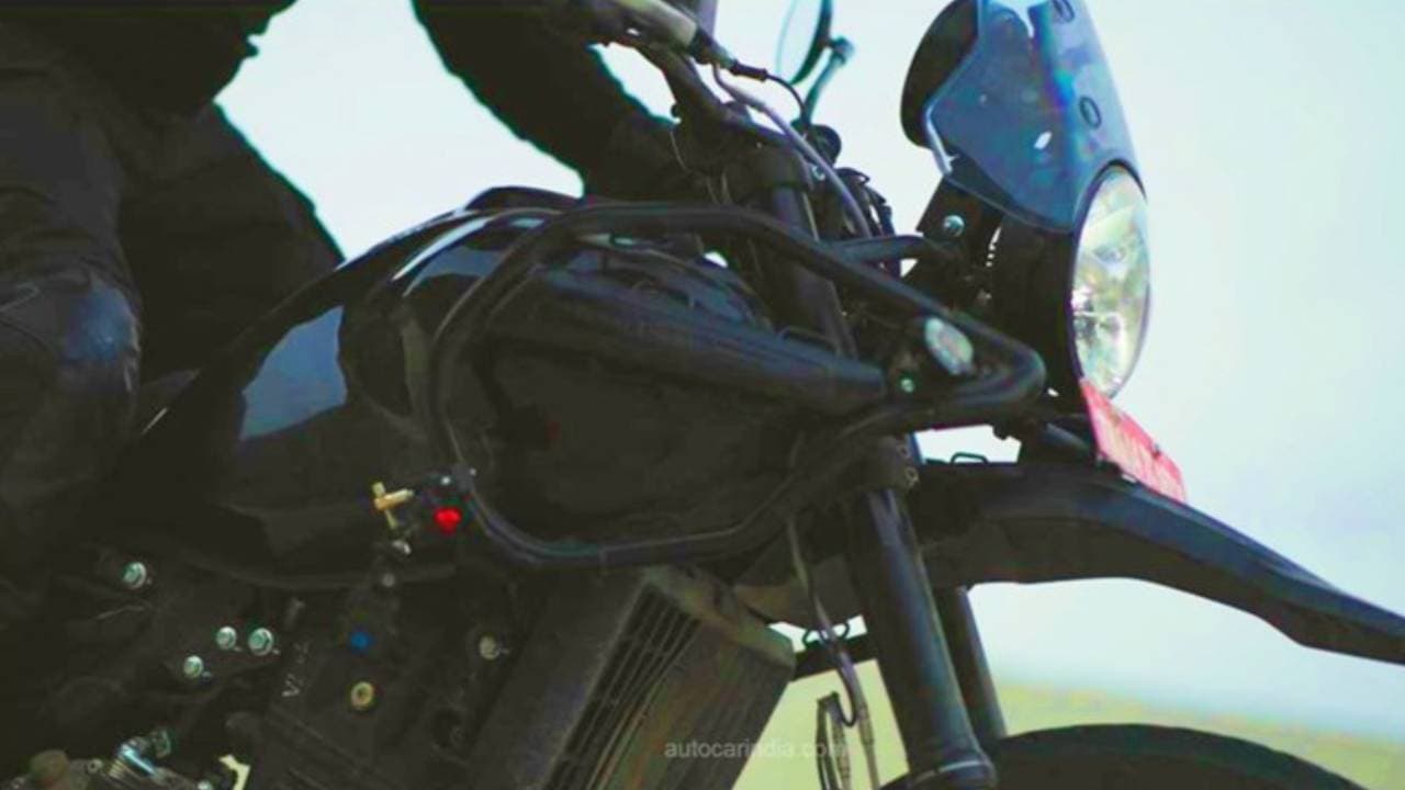 रॉयल एनफील्ड ने गुरिल्ला 450 का कराया ट्रेडमार्क, जल्द ला रही है हिमालयन 450