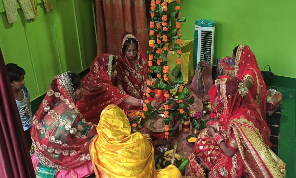 Kajari Teej Vrat 2021: कुंवारी कन्याओं के लिए बेहद खास है कजरी तीज व्रत, बन रहा विशेष योग, जानें डिटेल्स Kajari Teej Vrat 2021: कुंवारी कन्याओं के लिए बेहद खास है कजरी तीज व्रत, बन रहा विशेष योग, जानें डिटेल्स