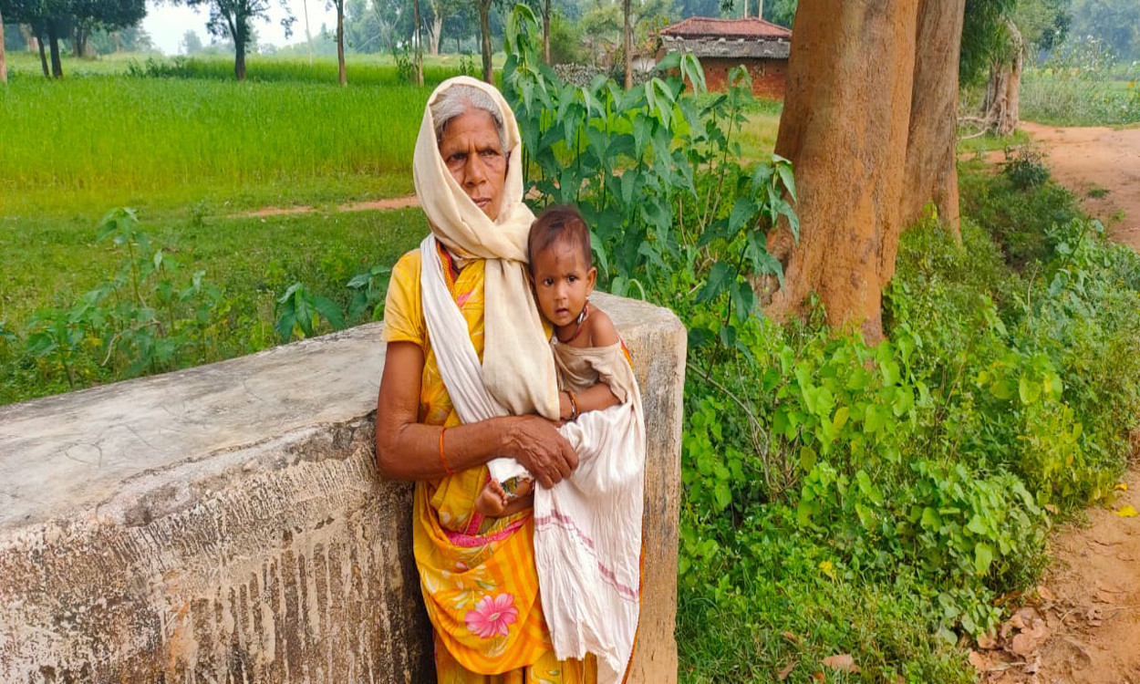 बसिया में मां की मौत और पिता जेल में, पोती के दूध के लिए दादी के पास नहीं है पैसे