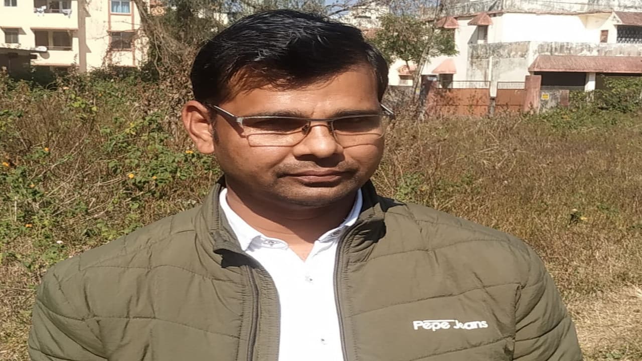 झारखंड के हजारीबाग में 70 हजार रुपये घूस लेते भवन निर्माण विभाग के JE गिरफ्तार, ACB की टीम ने किया अरेस्ट
