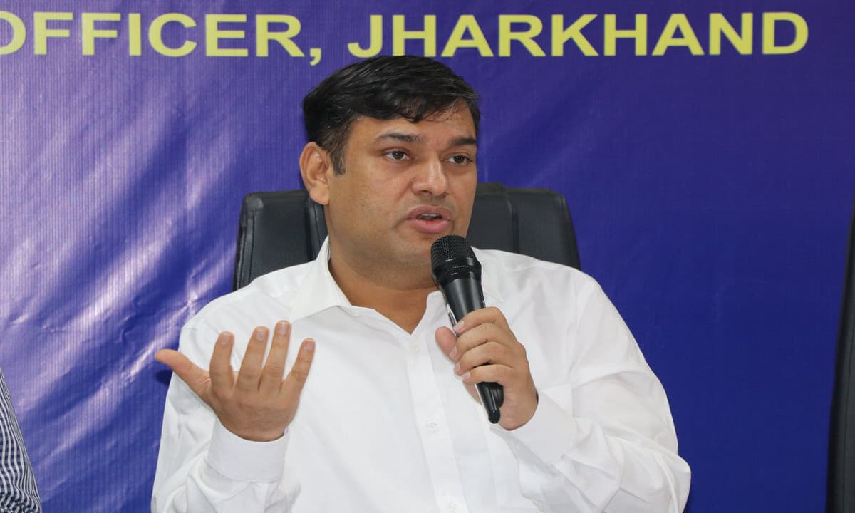 Jharkhand News: कमीशनखोरी मामले में मनीष रंजन से ईडी ऑफिस में आज पूछताछ