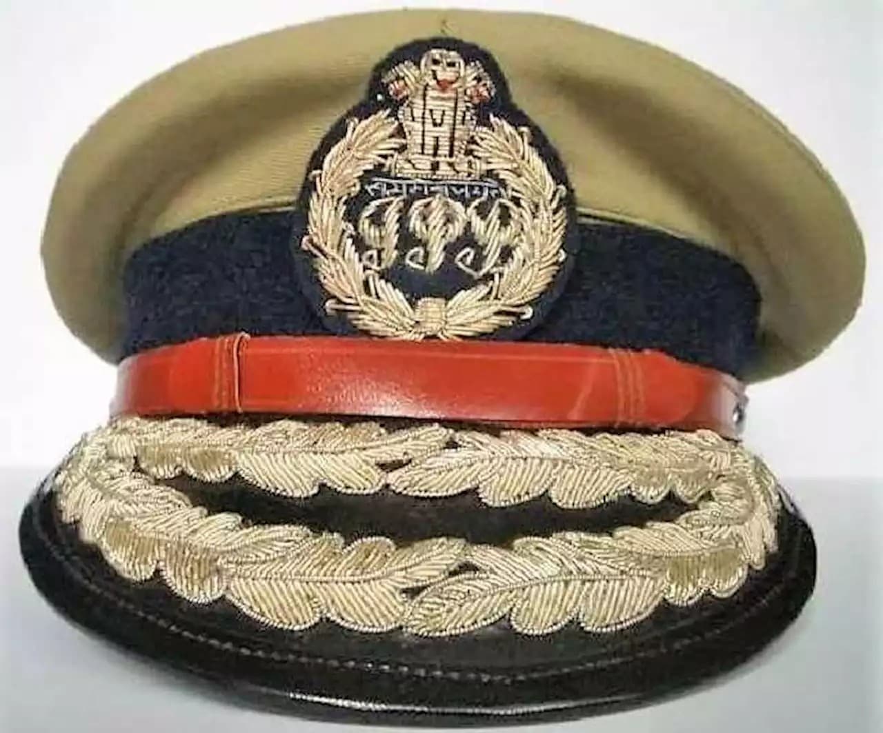 यूपी में IPS अधिकारियों का हुआ तबादला, DIG ओपी सिंह को मिली वाराणसी रेंज की जिम्मेदारी, देखें पूरी लिस्ट