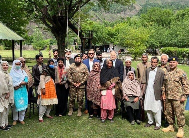 जानें कौन हैं अमेरिकी सांसद इल्हान उमर, जिनके PoK जाने पर भारत ने लगा दी फटकार