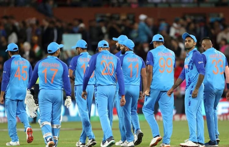 T20 World Cup: इंग्लैंड से हार के बाद Myntra और Guinness Records ने टीम इंडिया को किया ट्रोल